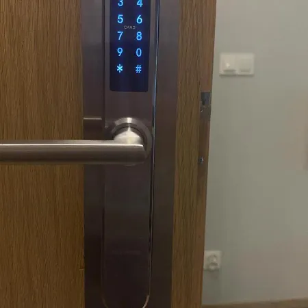 Daire Srodkowa Widok Na Gory 1 Pietro Garaz Gratis *