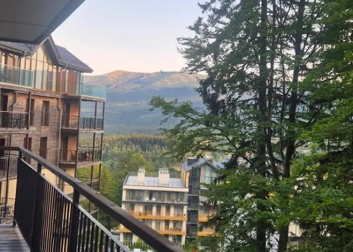 Srodkowa Widok Na Gory 1 Pietro Garaz Gratis Apartment